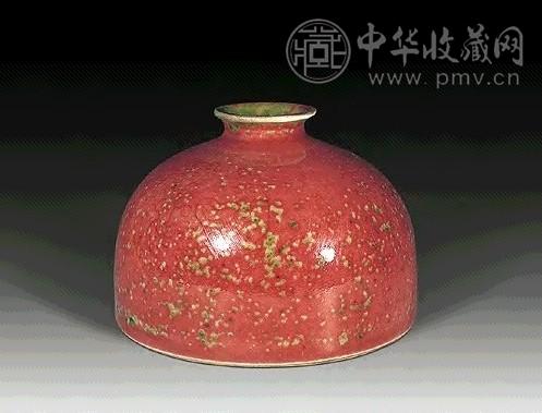 清末 斗彩饕餮纹龙耳尊