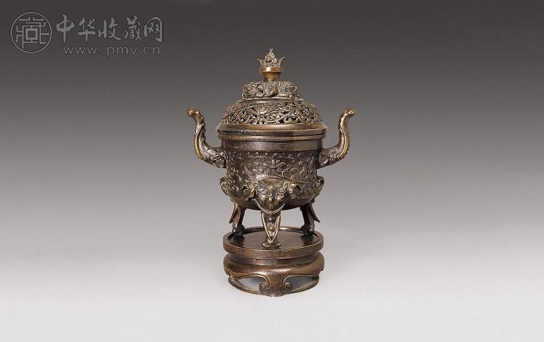 清早期 铜象耳缠枝莲大香薰