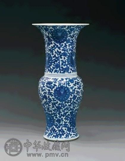 清康熙 青花缠枝莲纹凤尾尊