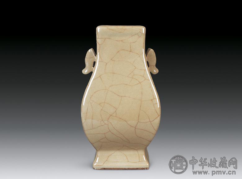 清中期 哥釉方尊