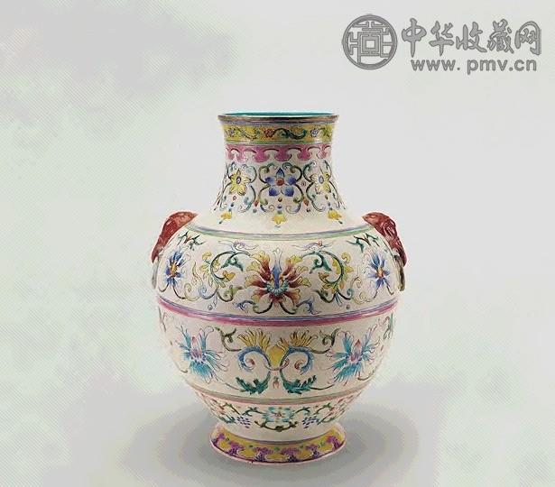 清 仿珐琅彩牙黄地轧道花卉象耳尊 清 仿珐琅彩牙黄地轧道花卉象耳尊