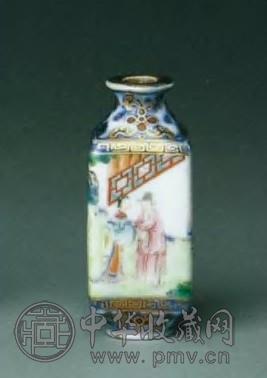 清乾隆 粉彩人物图鼻烟壶