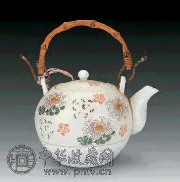 日本 九谷烧粉彩御菊纹提梁壶