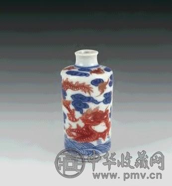 清 青花釉里红云龙鼻烟壶