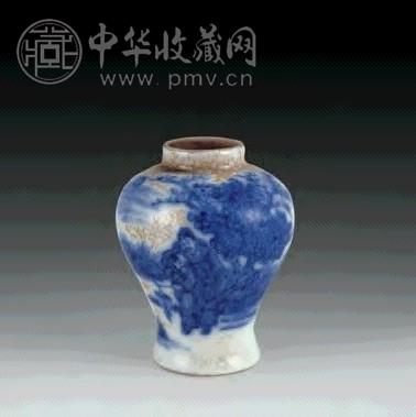 清 青花山水人物鼻烟壶