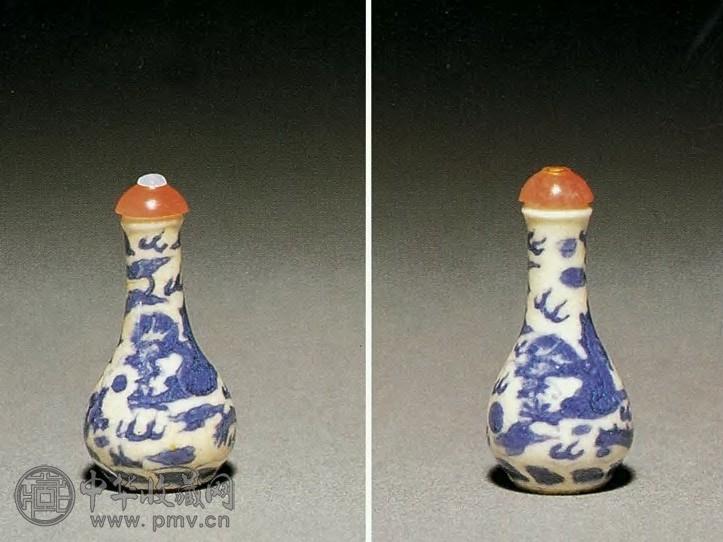 瓷胎青花龙纹小型鼻烟壶一对