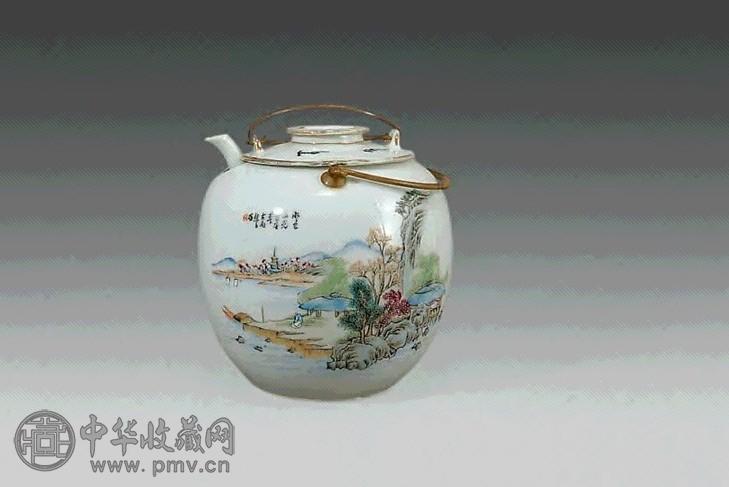 民国 粉彩山水人物套壶