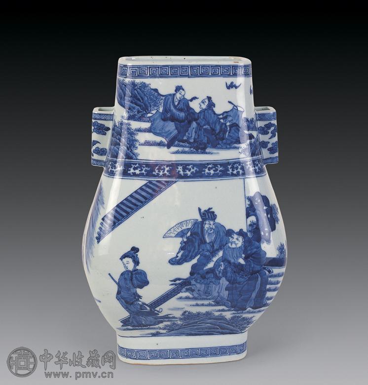 清乾隆 青花人物故事纹贯耳瓶