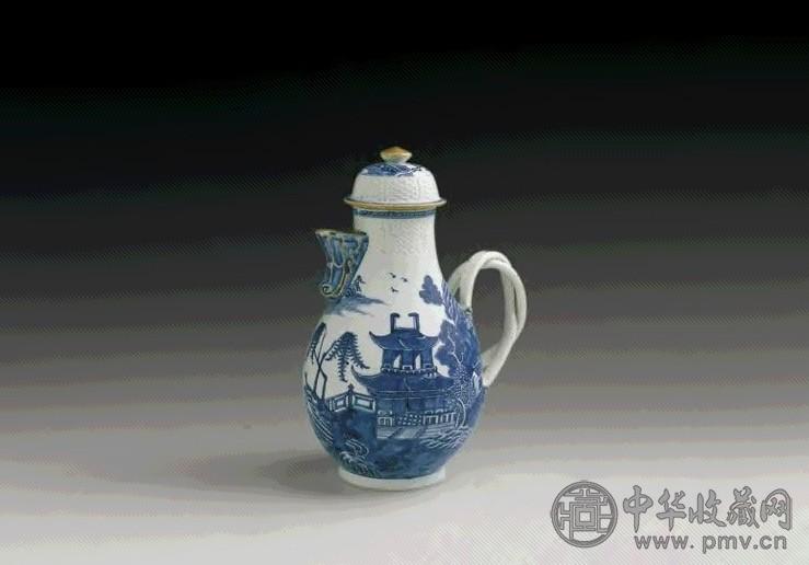 清乾隆 青花描金山水楼阁纹执壶