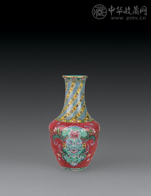 民国 珐琅彩轧道花卉纹瓶