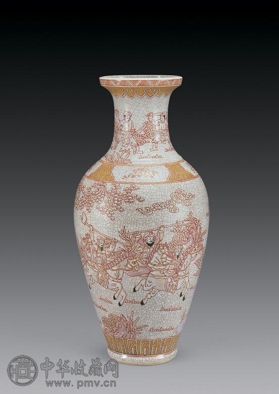 清 粉彩刀马人物赏瓶