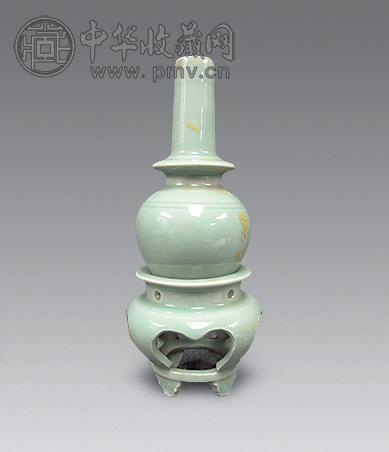 元 龙泉窑花瓶