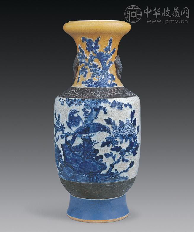清道光 哥釉青花花鸟纹瓶