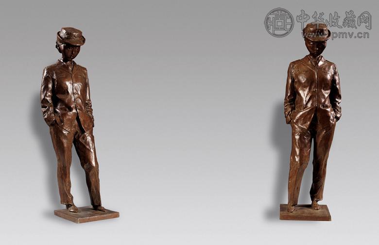 向京 警花 铜雕塑