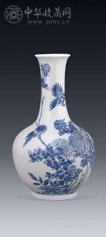 民国 青花花鸟赏瓶