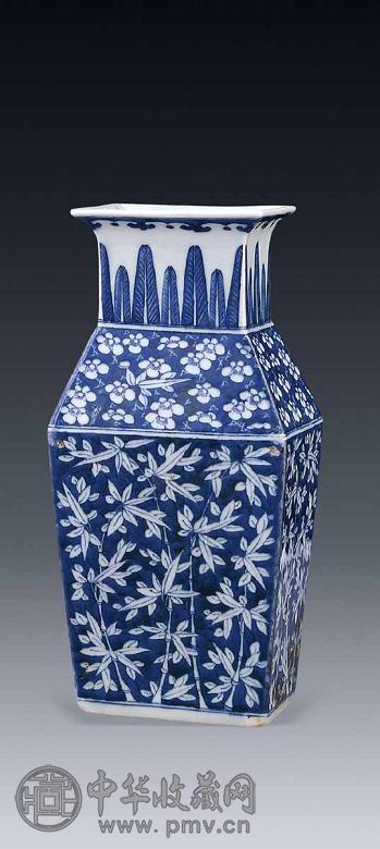 清咸丰 青花竹纹扁方瓶