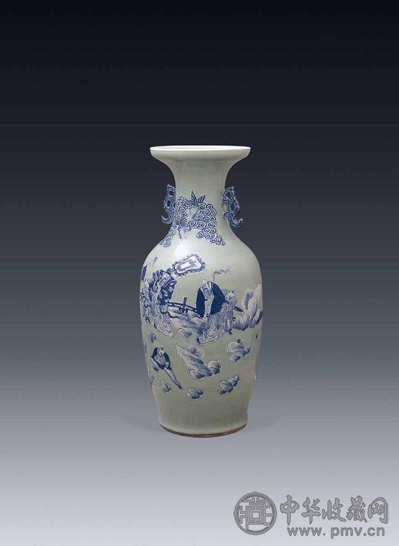 清 豆青青花人物双耳瓶