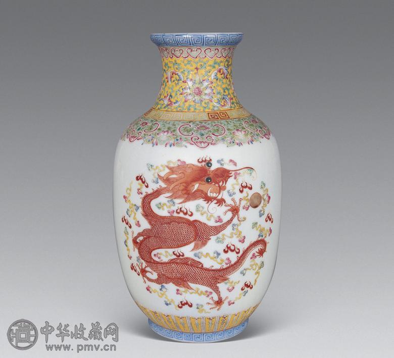 清光绪 粉彩龙纹灯笼瓶