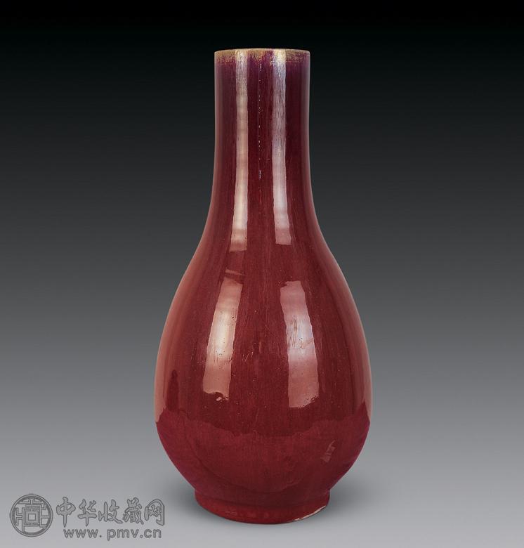 清嘉庆 祭红釉胆式瓶