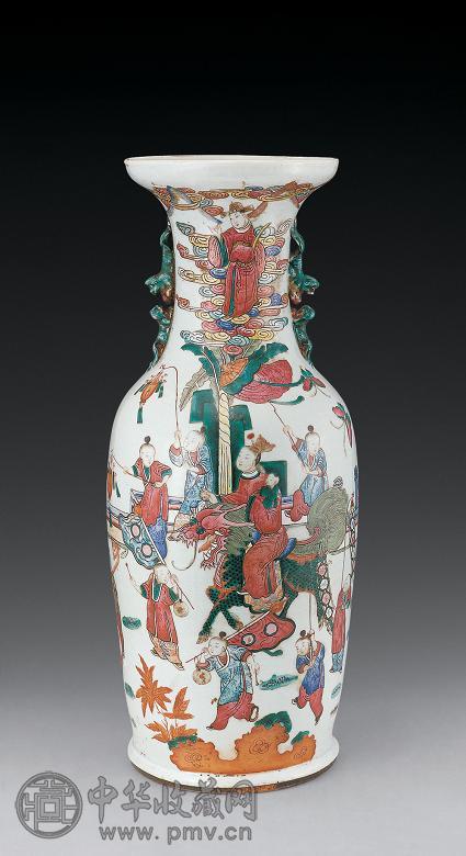 清同治 粉彩人物图狮耳瓶