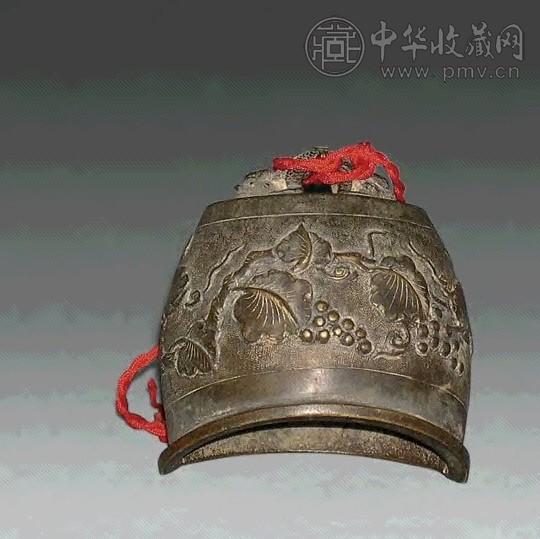 清 铜葡萄纹编钟