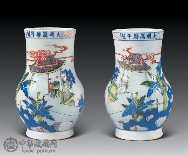 清 青花五彩吕布戏貂禅广口瓶(1对)