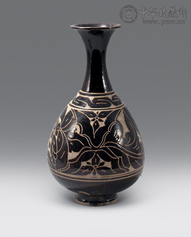 金 黑釉剔花花卉纹瓶