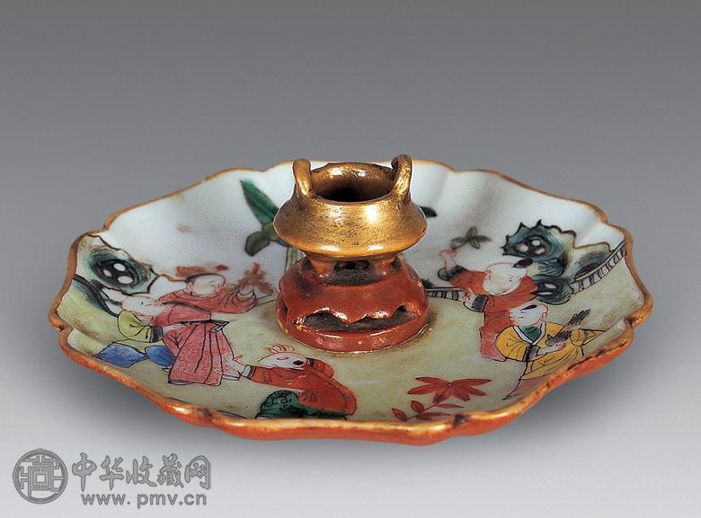 清道光 粉彩婴戏香插