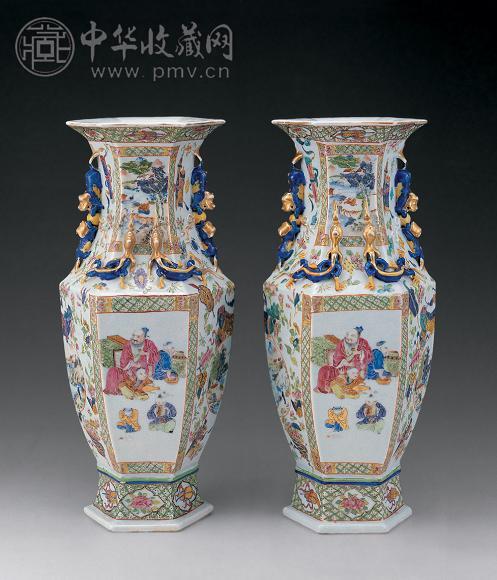 清道光 粉彩开光人物六方瓶(2件)