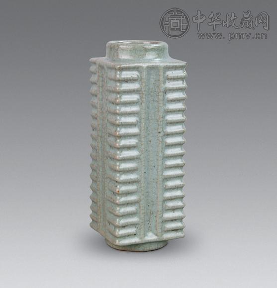 清 仿哥釉琮式瓶