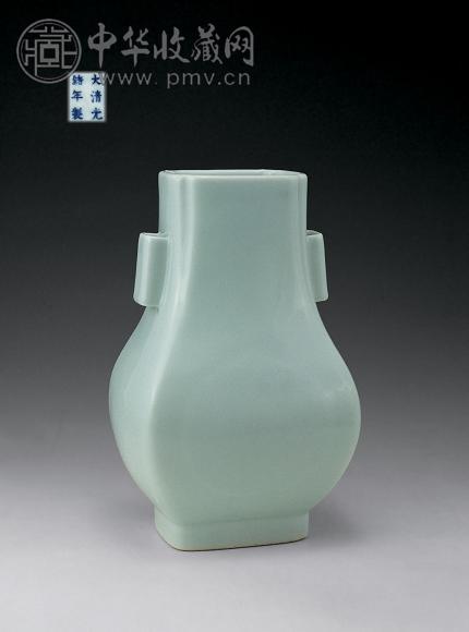 清光绪 粉青釉穿带瓶