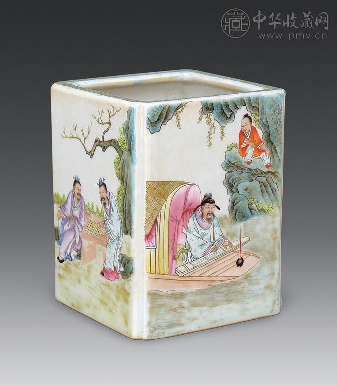 民国 粉彩人物四方笔筒