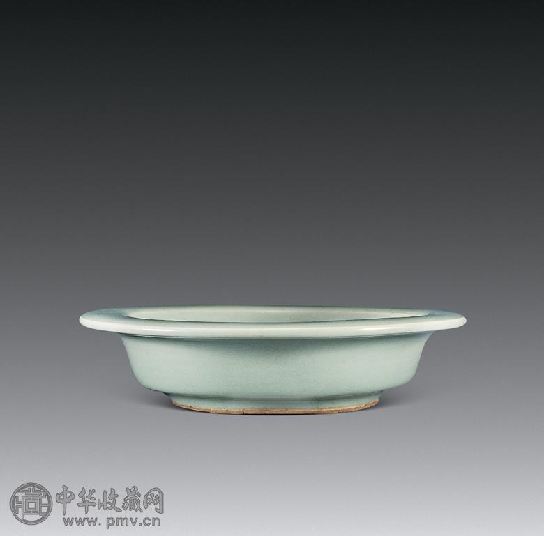 南宋 龙泉窑折沿冼