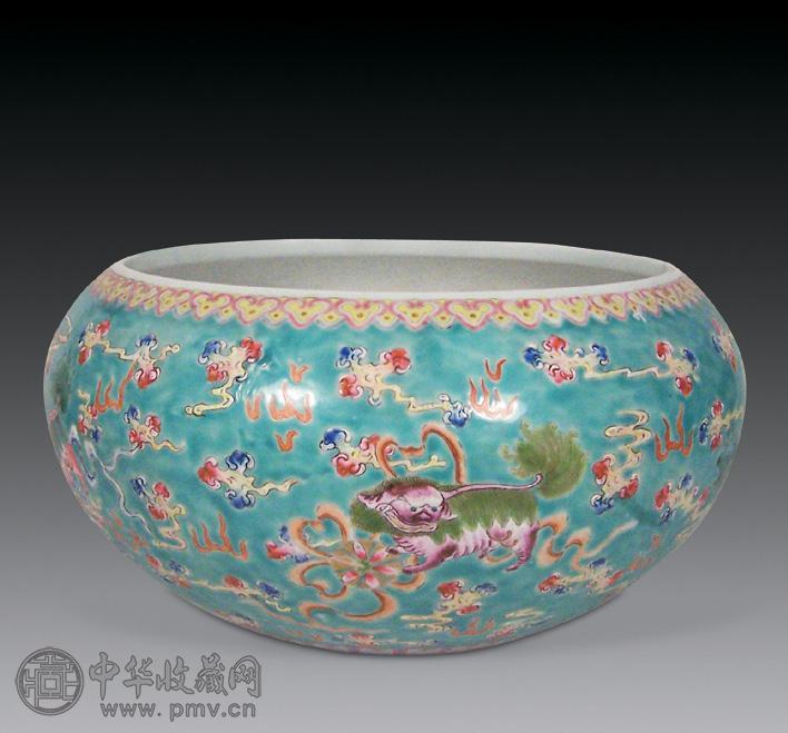 绿地粉彩笔洗