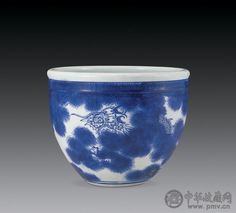 清中期 青花云龙纹缸