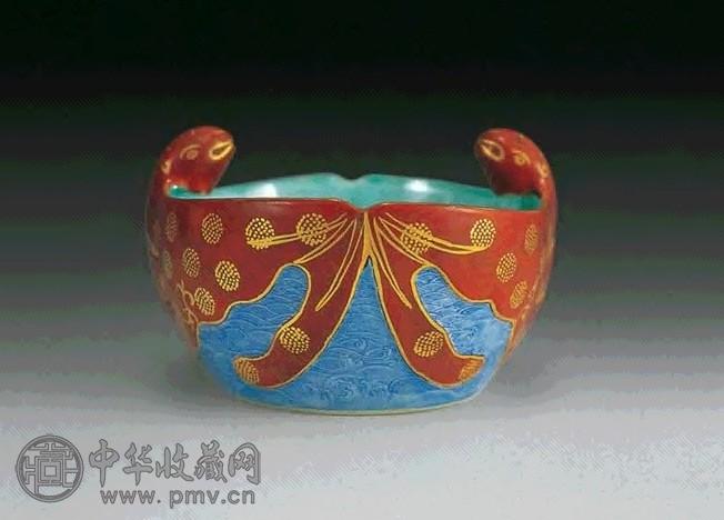清道光 珊瑚红加彩双蝠洗