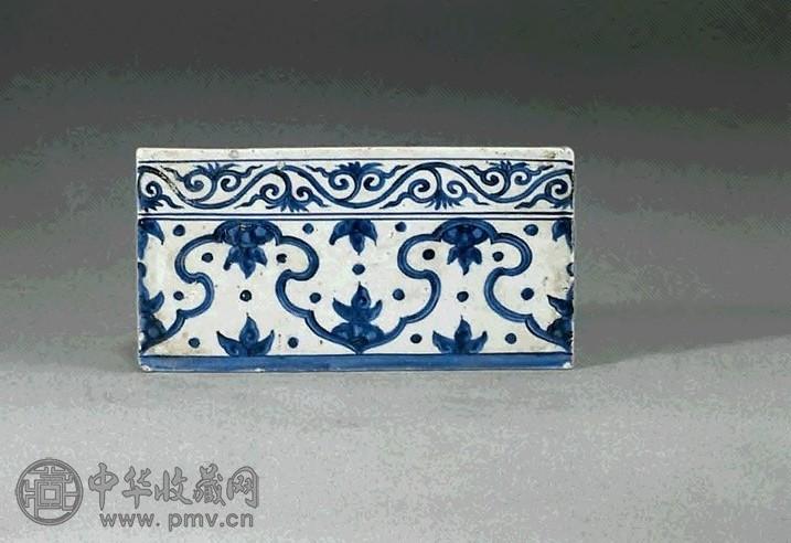 明嘉靖 青花花卉瓷砖