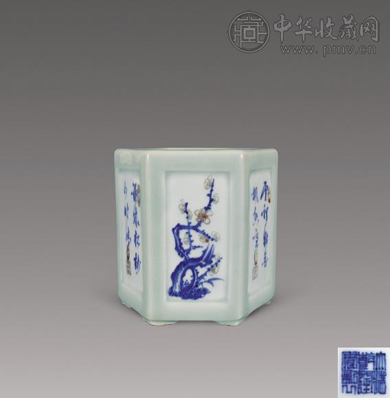清乾隆豆青地青花釉里红诗文六方笔筒收藏资讯|艺术家|书画家|书画名人