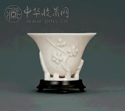 清早期 德化窑白釉玉兰形杯
