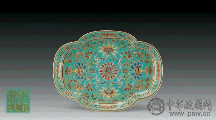 清乾隆 绿地描金花卉海棠式洗