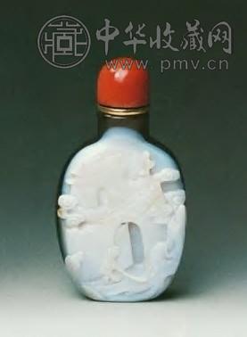清中期 玛瑙俏白雕空城记图鼻烟壶
