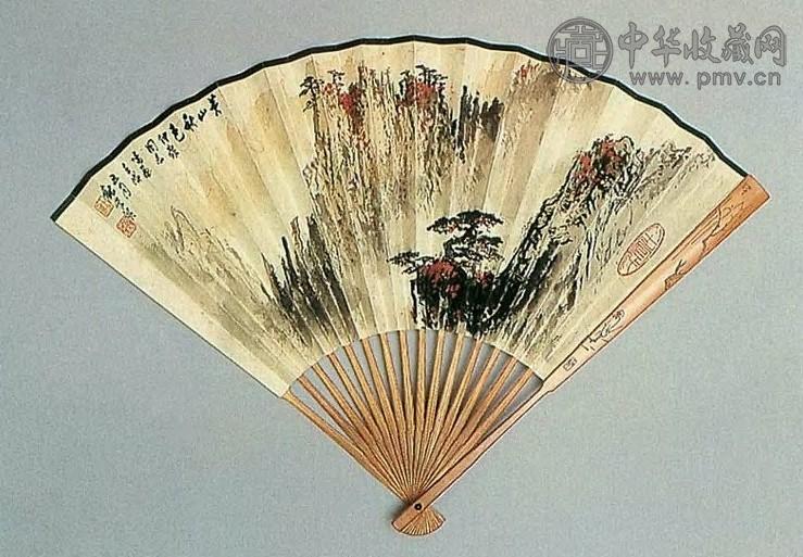 魏紫熙 1982年作 黄山秋色 扇面 设色纸本 收藏资讯|艺术家|书画家|书画名人|书法家-中华收藏网
