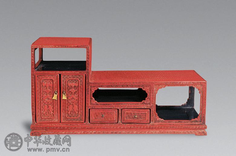 清中期 剔红吉罄纹博古架