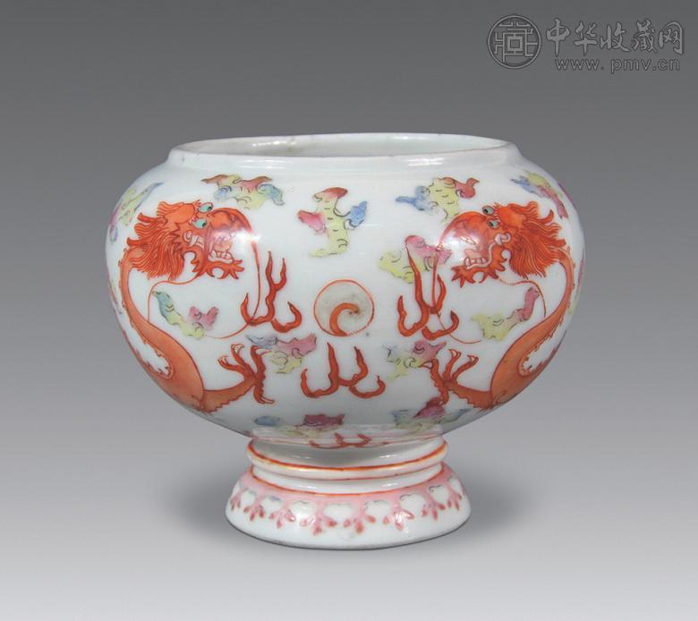 清光绪 粉彩双龙赶珠纹豆