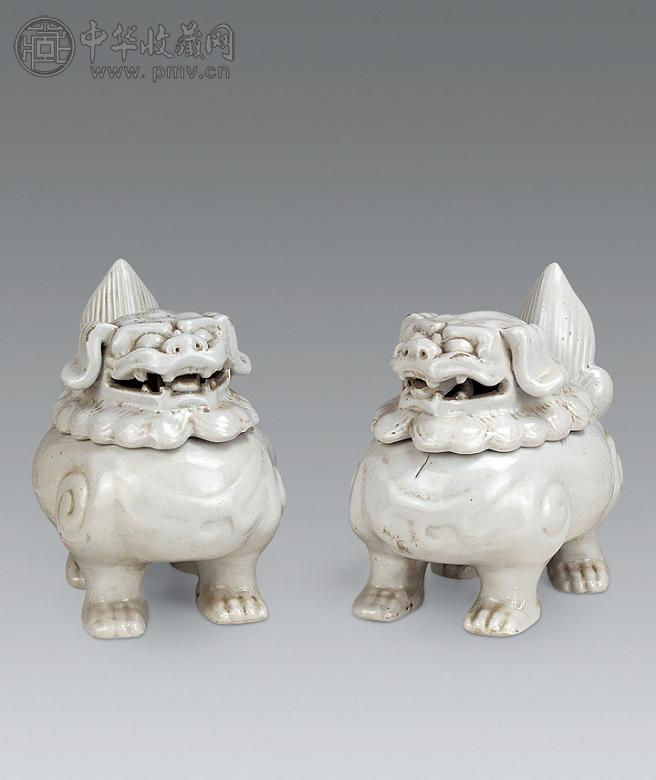 清 白釉狮形盖罐(1对)