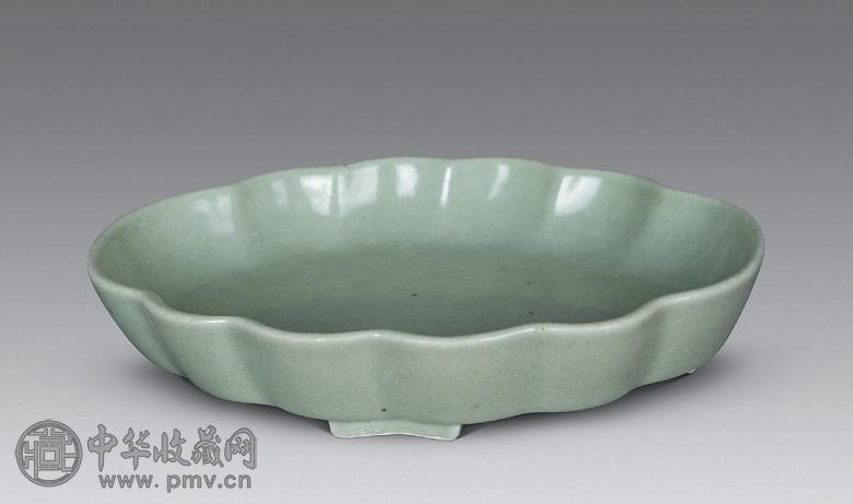 清中期 青釉花口洗