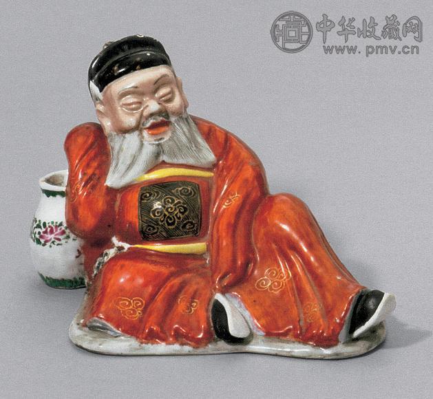 十八世纪晚期 粉彩钟馗卧像