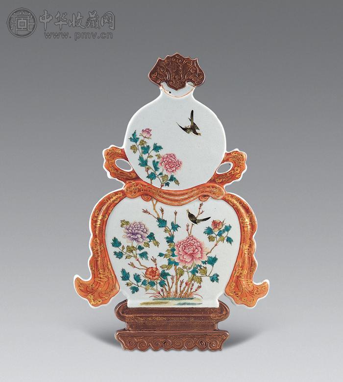 清 粉彩喜鹊牡丹大吉纹瓷挂屏