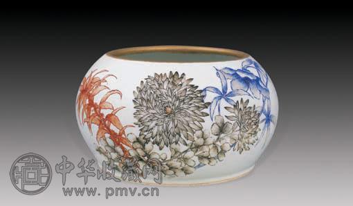 民国 粉彩花卉钵缸