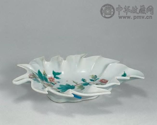 民国 粉彩花卉纹叶形盆